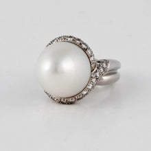 Load image into Gallery viewer, Estate Henry Dunay Platinum Cultured Baroque Pearl Ring
