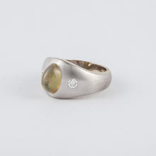 Load image into Gallery viewer, 14K White Gold Cat&#39;s-Eye Chrysoberyl Ring
