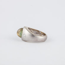Load image into Gallery viewer, 14K White Gold Cat&#39;s-Eye Chrysoberyl Ring
