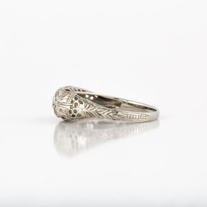 Art Deco 18K White Gold Diamond Ring