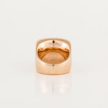 Load image into Gallery viewer, Italian 18K Gold Square Ring
