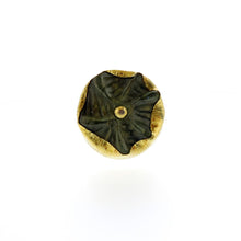 Load image into Gallery viewer, 18K Gold Labradorite Pinwheel Ring

