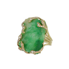 Load image into Gallery viewer, Important Vintage 1970s Julius Cohen 18K Gold Carved Jadeite Jade Ring with Diamonds
