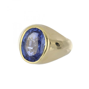 18K Gold Cushion-Cut Sapphire Ring