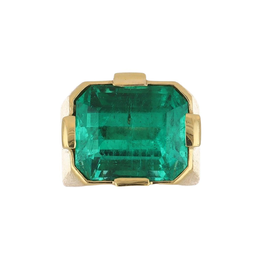 Estate David Webb Columbian Emerald 18K Gold Ring