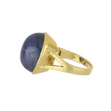 Load image into Gallery viewer, 18K Gold No Heat Star Sapphire Ring
