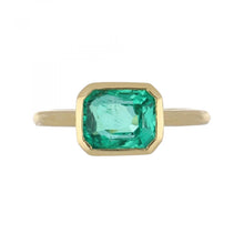 Load image into Gallery viewer, East-West Emerald 18K Gold Ring
